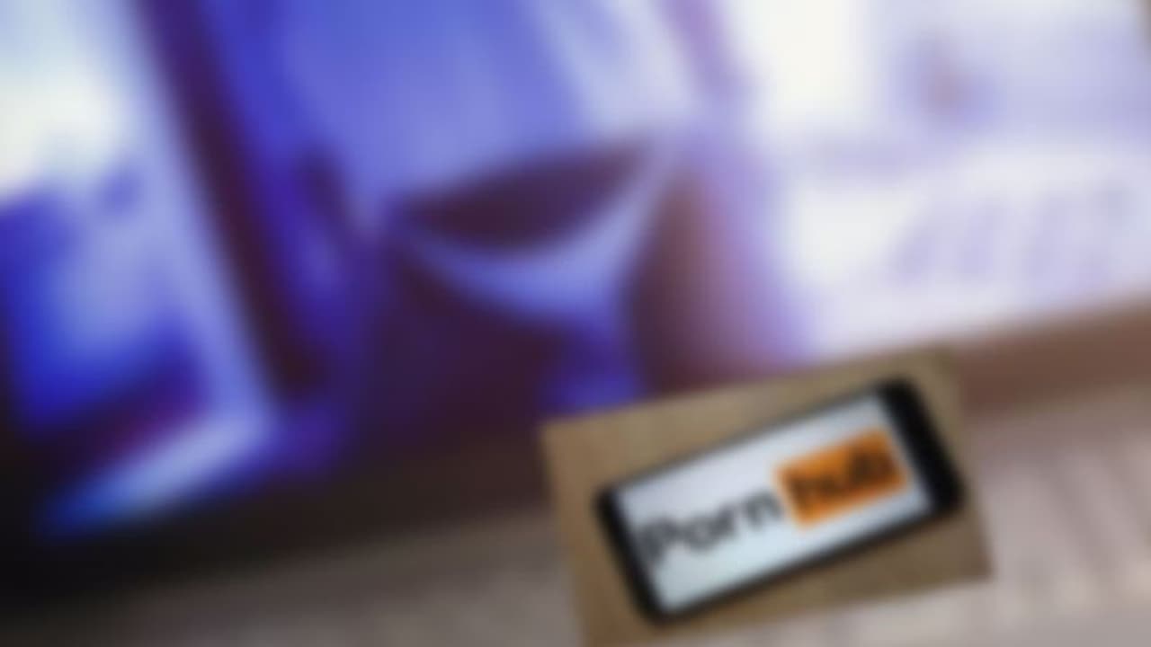 పోర్న్హబ్ సైట్ ఎంతమంది చూస్తున్నారో తెలుసా... తాజా రిపోర్ట్ పోర్న్హబ్ సైట్ ఎంతమంది చూస్తున్నారో తెలుసా... తాజా రిపోర్ట్