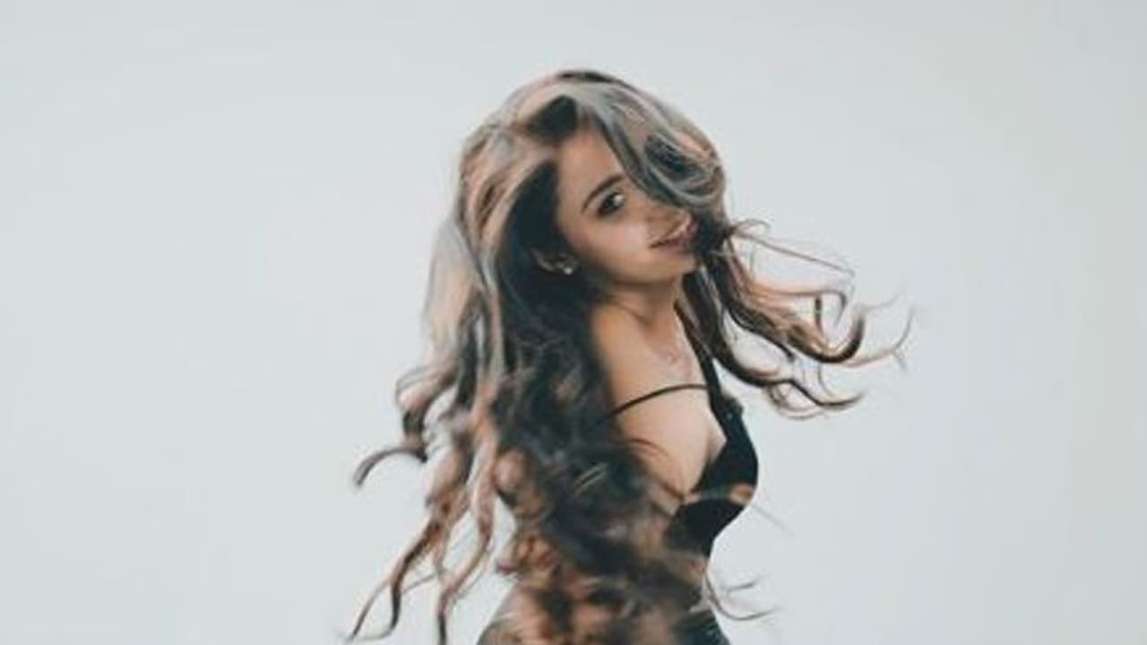 நடிகை ஆண்ட்ரியாவுக்கு கொரோனா..! தனிமையில் இருக்கும் போது கூட என்ன செய்றாங்கன்னு பாருங்க.. வைரலாகும் வீடியோ..!