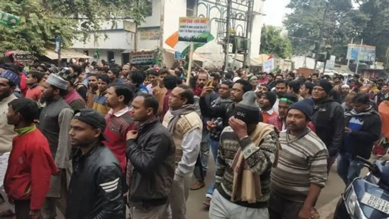 CAA और NRC के विरोध में राजद के बिहार बंद का दिख रहा असर, जगह जगह प्रदर्शन जारी