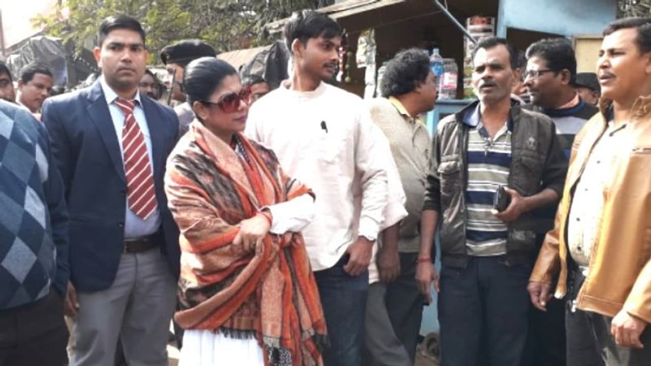 নাগরিকত্ব নিয়ে পাকিস্তানের সুরে কথা বলছেন মুখ্য়মন্ত্রী, নাম না করে আক্রমণ ভারতীর নাগরিকত্ব নিয়ে পাকিস্তানের সুরে কথা বলছেন মুখ্য়মন্ত্রী, নাম না করে আক্রমণ ভারতীর