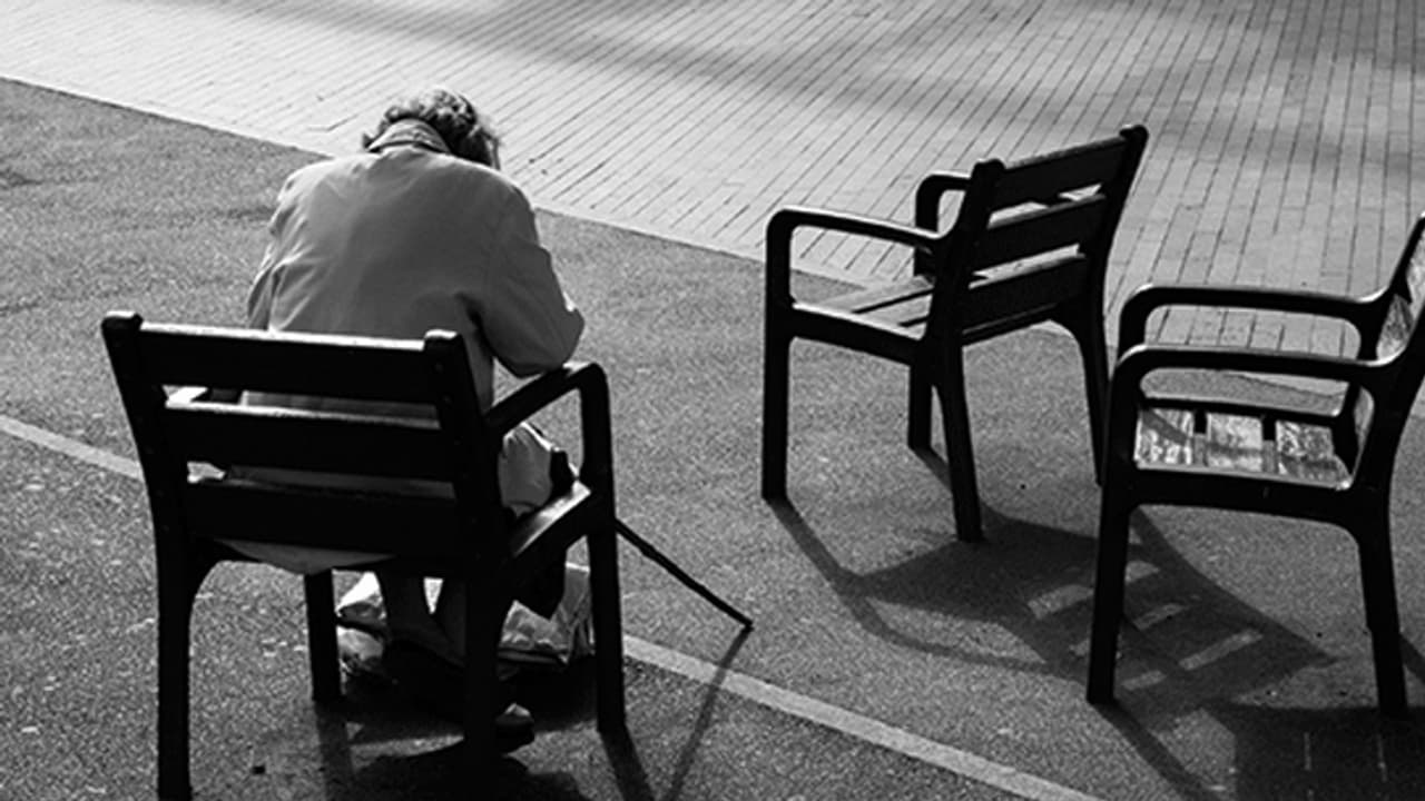 जिंदगी की अंतिम सांस तक जेल में रहेगा 70 साल का बुजुर्ग, हर दिन अपने पापों को करेगा याद जिंदगी की अंतिम सांस तक जेल में रहेगा 70 साल का बुजुर्ग, हर दिन अपने पापों को करेगा याद