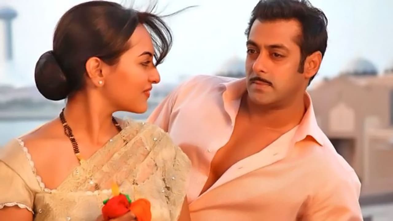 पहले दिन महज इतनी रही 'दबंग 3' की कमाई, अपना ही रिकॉर्ड नहीं तोड़ पाए सलमान खान पहले दिन महज इतनी रही 'दबंग 3' की कमाई, अपना ही रिकॉर्ड नहीं तोड़ पाए सलमान खान