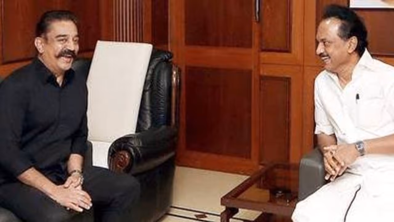 அநீதிகளுக்கு எதிராக உங்கள் குரல் ஓங்கி ஒலிக்க வேண்டும்... ட்வீட் போட்டு ஸ்டாலினுக்கு ஷாக் கொடுத்த கமல்..! அநீதிகளுக்கு எதிராக உங்கள் குரல் ஓங்கி ஒலிக்க வேண்டும்... ட்வீட் போட்டு ஸ்டாலினுக்கு ஷாக் கொடுத்த கமல்..!