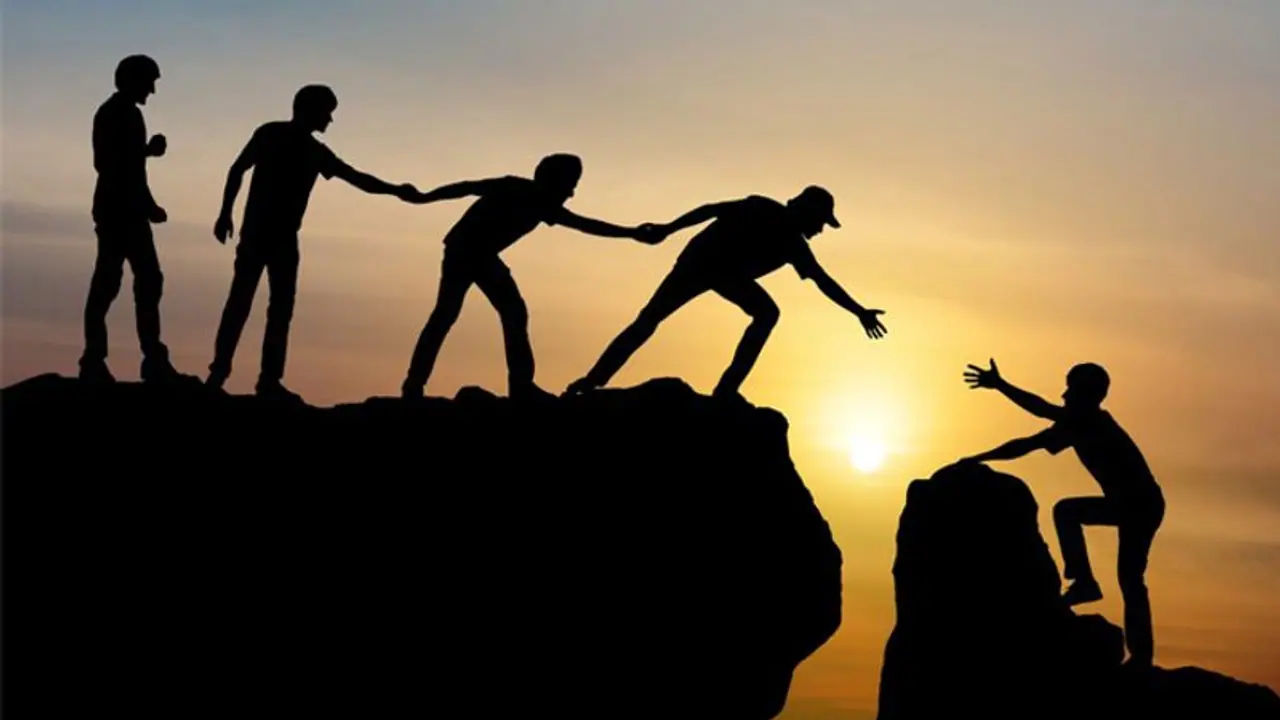 किसी पर भी भरोसा करने से पहले रखें इन 4 बातों का ध्यान, भविष्य में कभी धोखा नहीं खाएंगे किसी पर भी भरोसा करने से पहले रखें इन 4 बातों का ध्यान, भविष्य में कभी धोखा नहीं खाएंगे