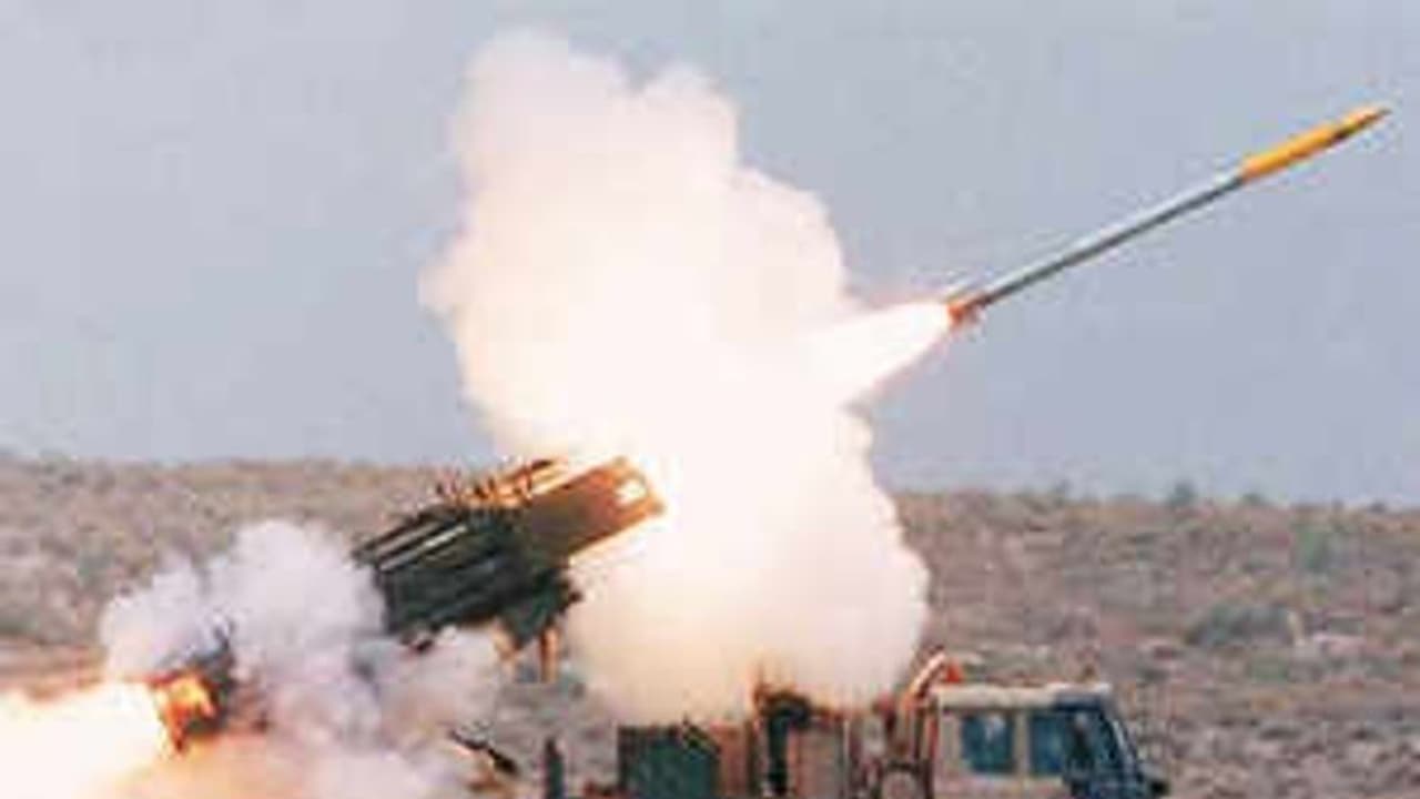 প্যাংগং এ নতুন করে উত্তেজনার মাঝেই বড় সিদ্ধান্ত, রকেট লঞ্চার কিনতে ২,৫৮০ কোটির চুক্তি করল আত্মনির্ভর ভারত প্যাংগং এ নতুন করে উত্তেজনার মাঝেই বড় সিদ্ধান্ত, রকেট লঞ্চার কিনতে ২,৫৮০ কোটির চুক্তি করল আত্মনির্ভর ভারত