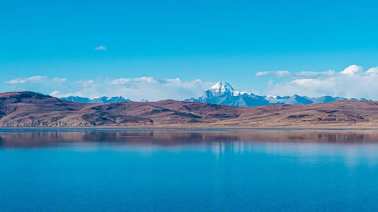 সনাতন ধর্ম মতে কোন দিকে কোন দেবতার বাস, জেনে নিন সনাতন ধর্ম মতে কোন দিকে কোন দেবতার বাস, জেনে নিন