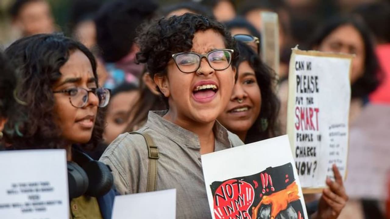 പൗരത്വ ഭേദഗതി നിയമ പ്രക്ഷോഭം; വിനോദസഞ്ചാര മേഖലയ്ക്ക് തിരിച്ചടി പൗരത്വ ഭേദഗതി നിയമ പ്രക്ഷോഭം; വിനോദസഞ്ചാര മേഖലയ്ക്ക് തിരിച്ചടി