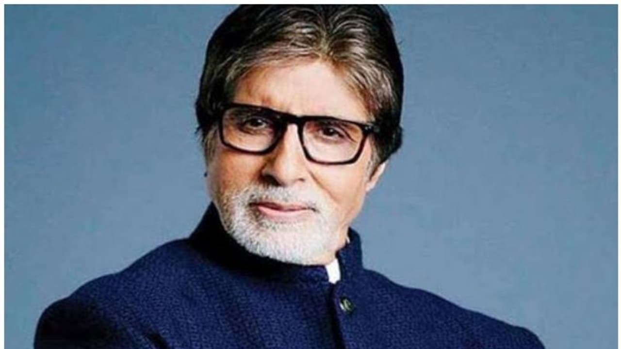 மருத்துவமனையில் சிகிச்சை பெற்று வரும் அமிதாப் வெளியிட்ட உருக்கமான பதிவு! மருத்துவமனையில் சிகிச்சை பெற்று வரும் அமிதாப் வெளியிட்ட உருக்கமான பதிவு!