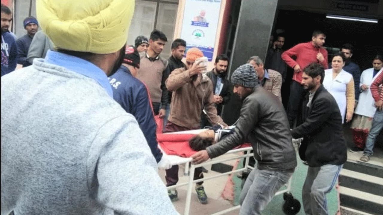 मौत बनकर आया क्रिसमस: लड़िकयों के साथ शिमला एन्जॉय करने गए थे, लेकिन लौटी लाश