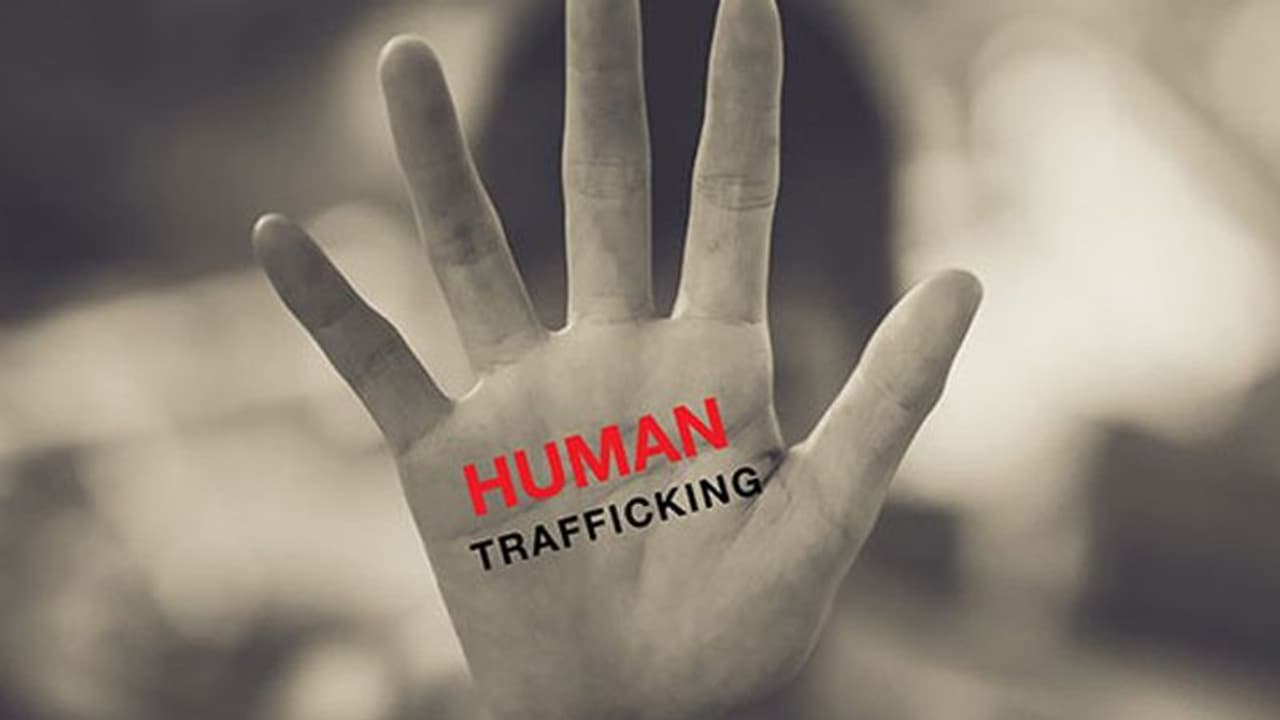 रेप पीड़िता ने मां बाप के साथ खाया जहर, परिवार ने कहा था, कभी एडीजी तो कभी मंत्री के पास भाग भागकर थक चुका हूं रेप पीड़िता ने मां बाप के साथ खाया जहर, परिवार ने कहा था, कभी एडीजी तो कभी मंत्री के पास भाग भागकर थक चुका हूं