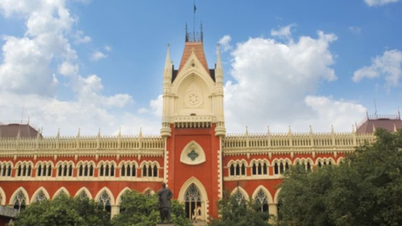 নাগরিকত্ব সংশোধনী আইন নিয়ে পদক্ষেপ, বিজ্ঞাপনে নিষেধাজ্ঞা জারি কলকাতা হাইকোর্টের