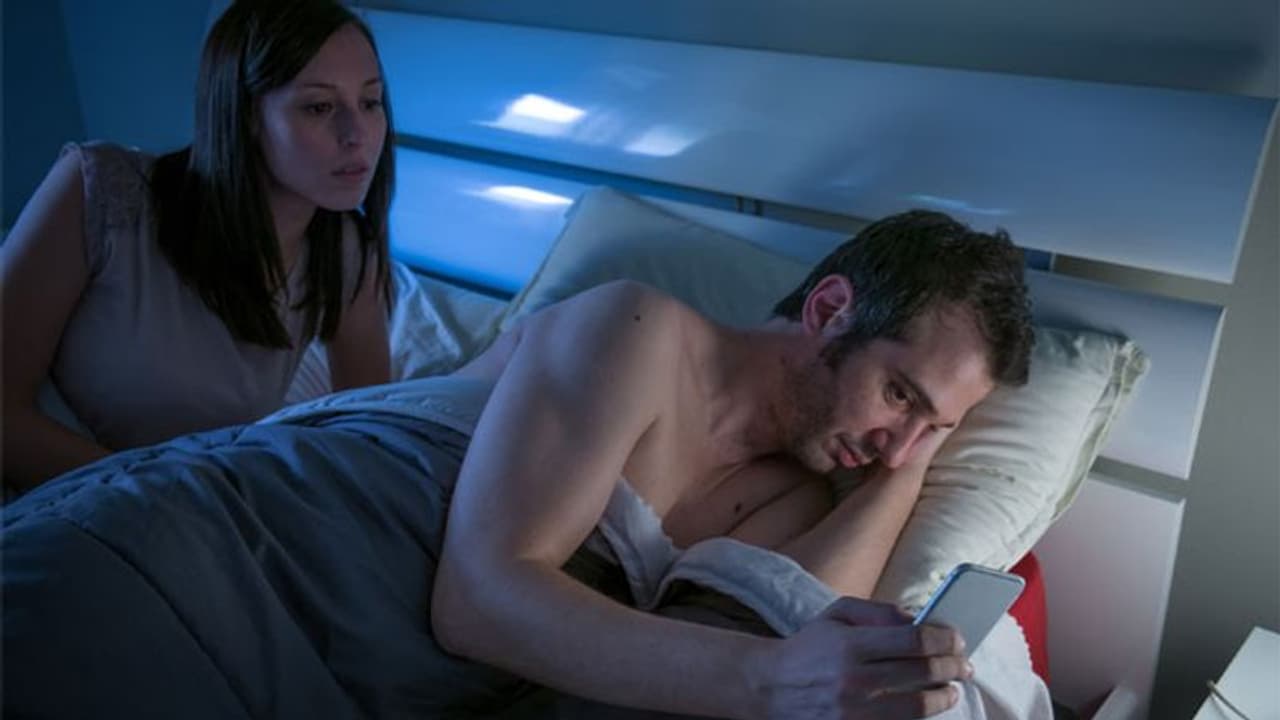 ఫోర్న్ వీడియోలు చూస్తూ భార్యలతో శృంగారం.. అది భరించలేక.. ఫోర్న్ వీడియోలు చూస్తూ భార్యలతో శృంగారం.. అది భరించలేక..