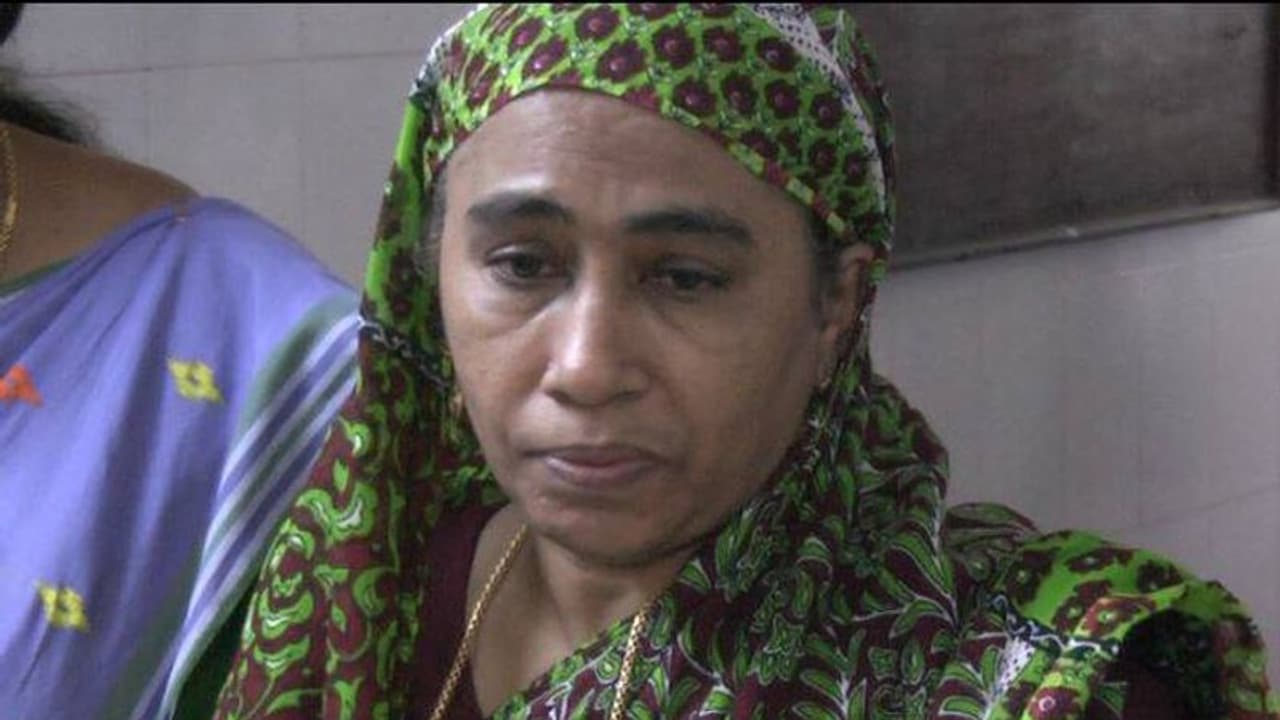 തിരൂരില് മാലിന്യം തള്ളുന്നത് ചോദ്യം ചെയ്ത കൗൺസിലർക്ക് യുവാവിന്റെ മർദനം തിരൂരില് മാലിന്യം തള്ളുന്നത് ചോദ്യം ചെയ്ത കൗൺസിലർക്ക് യുവാവിന്റെ മർദനം