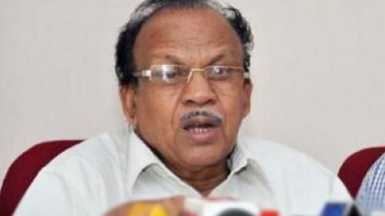 ಮಂಗಳೂರು ಗಲಭೆ: ಕಾರಣವೇ ಇಲ್ಲದೆ ಅಮಾಯಕರನ್ನು ಕೊಂದರು ಎಂದ ಮಾಜಿ ಸಂಸದ ಮಂಗಳೂರು ಗಲಭೆ: ಕಾರಣವೇ ಇಲ್ಲದೆ ಅಮಾಯಕರನ್ನು ಕೊಂದರು ಎಂದ ಮಾಜಿ ಸಂಸದ