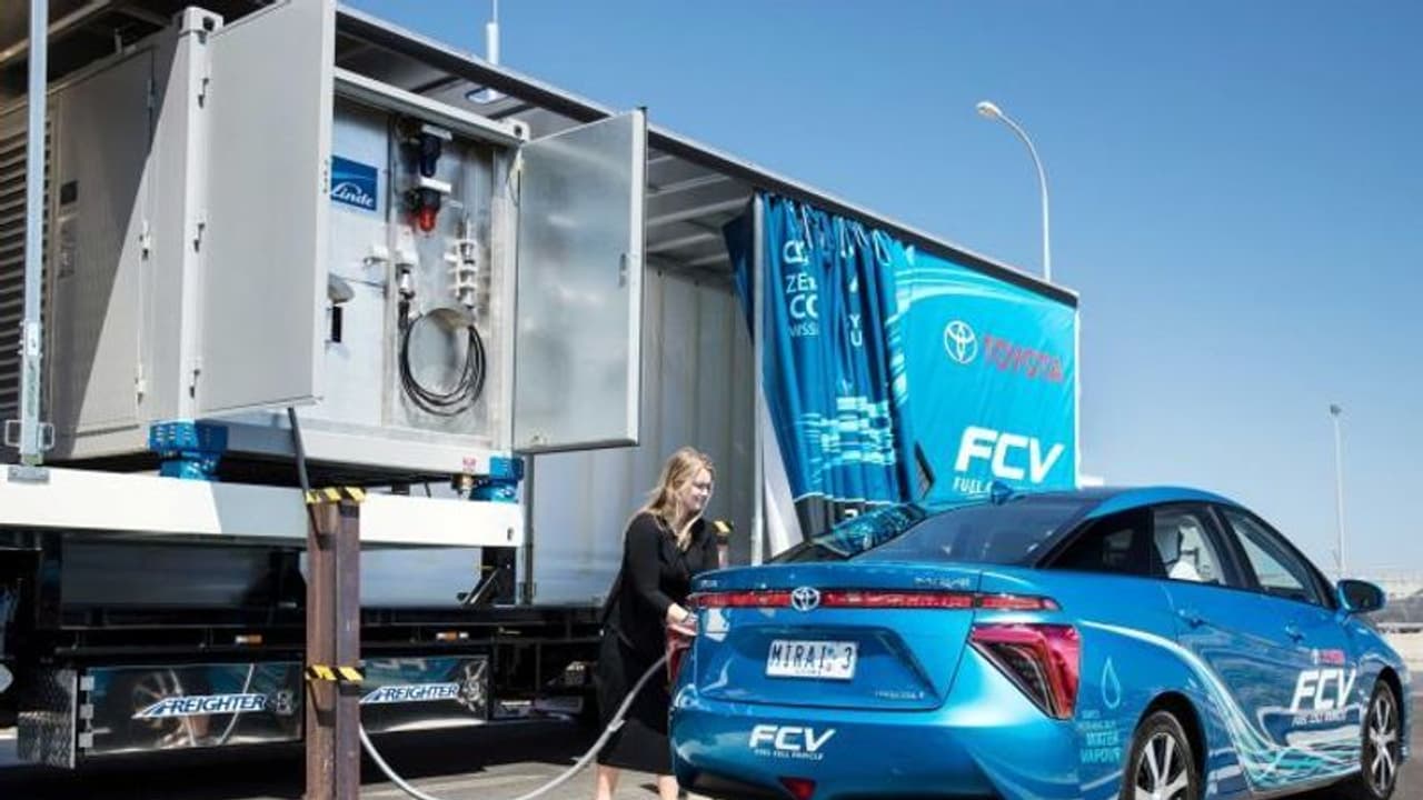 EVs, Hydrogen Fuel: ಎಲೆಕ್ಟ್ರಿಕ್, ಹೈಡ್ರೋಜನ್ ಚಾಲಿತ ವಾಹನಗಳು ಭಾರತದ ಭವಿಷ್ಯದ ಆಯ್ಕೆ: ಕೆಪಿಐಟಿ ಮುಖ್ಯಸ್ಥ
