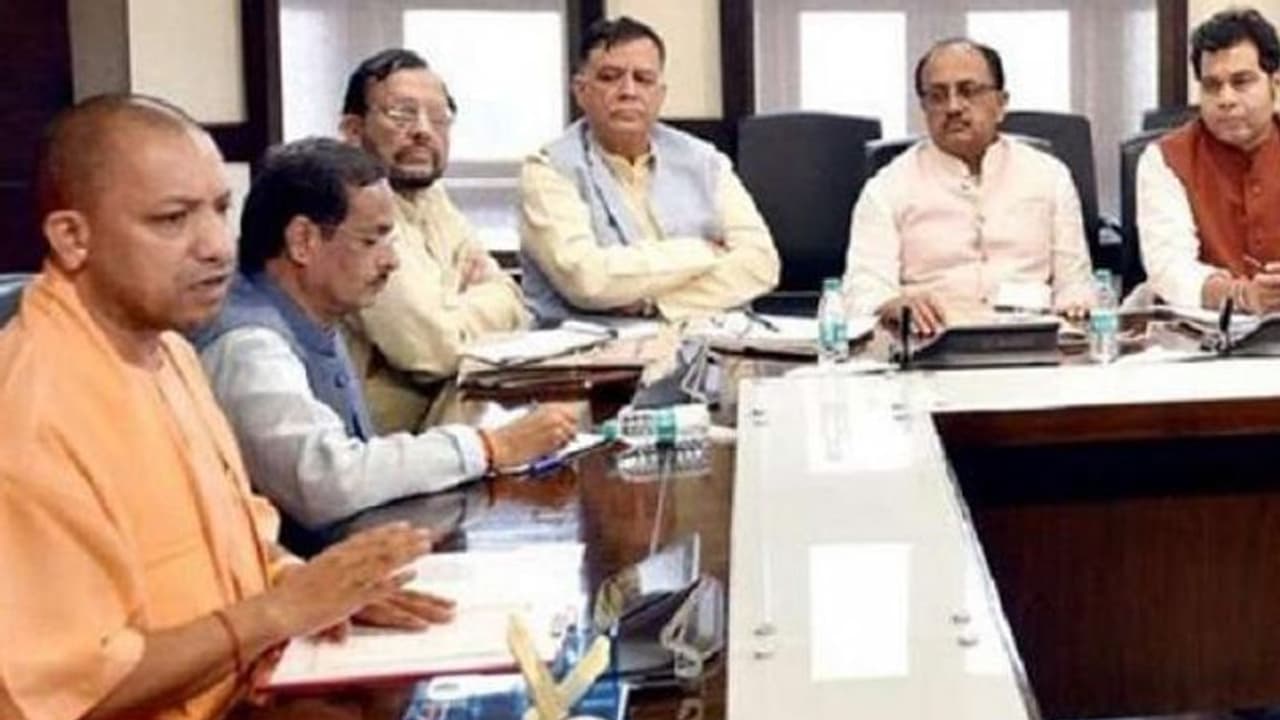 नए साल में मनरेगा मजदूरों को योगी सरकार का तोहफा, मजदूरी में देरी पर ब्याज सहित अफसरों से होगी वसूली नए साल में मनरेगा मजदूरों को योगी सरकार का तोहफा, मजदूरी में देरी पर ब्याज सहित अफसरों से होगी वसूली