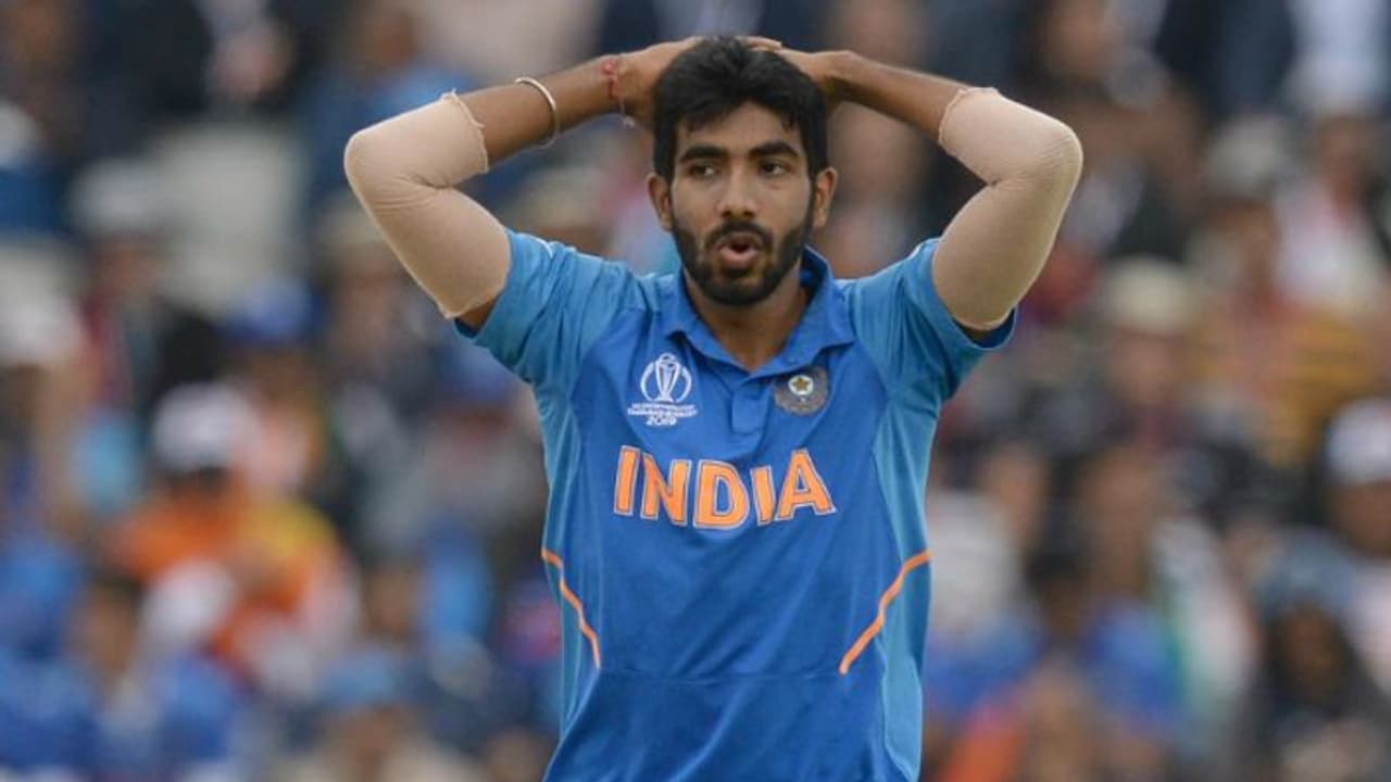 உடற்தகுதியை நிரூபித்தால்தான் நீங்க ஆடமுடியும் பும்ரா.. மீண்டும் இந்திய அணியில் இடம்பிடித்த பும்ராவுக்கு அதிரடி உத்தரவு உடற்தகுதியை நிரூபித்தால்தான் நீங்க ஆடமுடியும் பும்ரா.. மீண்டும் இந்திய அணியில் இடம்பிடித்த பும்ராவுக்கு அதிரடி உத்தரவு