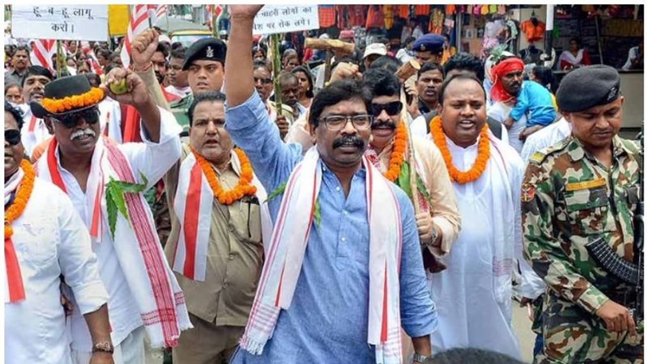 ഝാര്‍ഖണ്ഡില്‍ എന്താണ് സംഭവിച്ചത്; ഹേമന്ത് സോറന്‍ ബിജെപിയെ വലിച്ച് താഴെയിട്ടത് എങ്ങനെ?