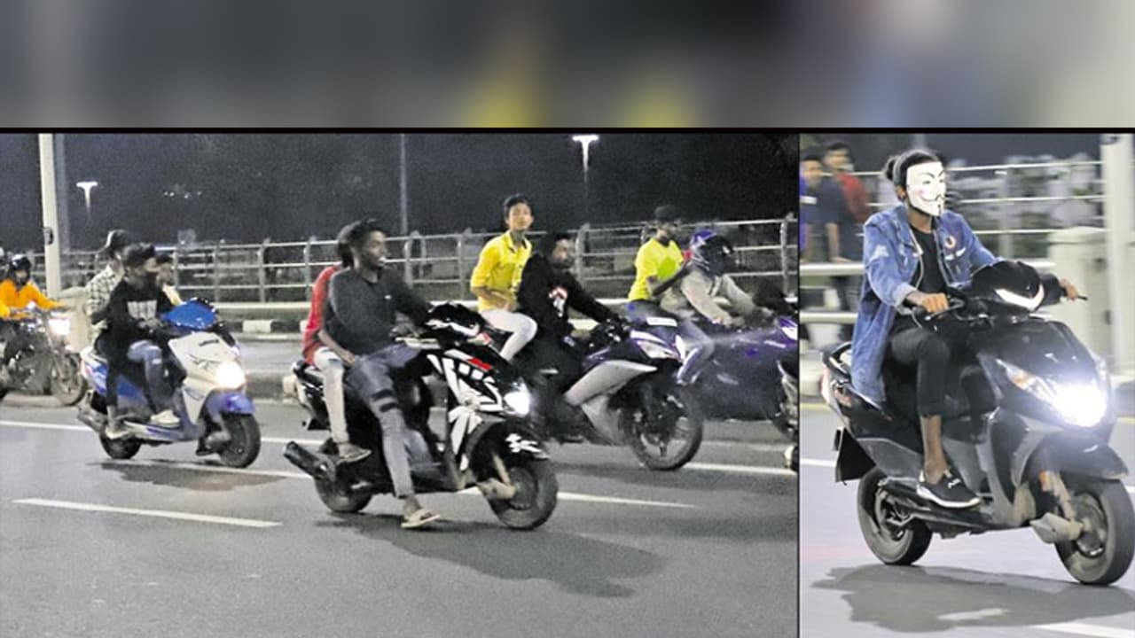 தொடர் சேட்டையில் சென்னை 'புள்ளிங்கோ'..! பைக் ரேஸில் ஈடுபட்டு அட்டகாசம்..! தொடர் சேட்டையில் சென்னை 'புள்ளிங்கோ'..! பைக் ரேஸில் ஈடுபட்டு அட்டகாசம்..!