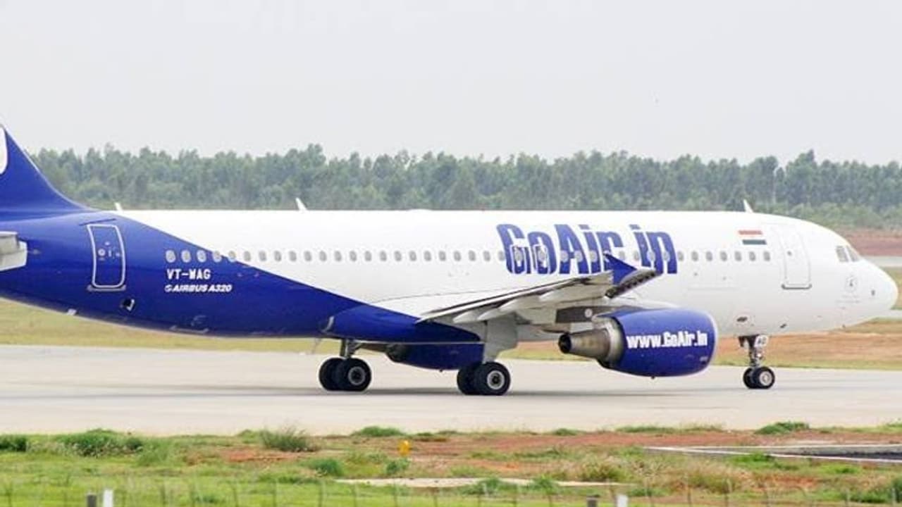 इस हफ्ते रद्द हुई थी गोएयर की कई उड़ानें, खराब मौसम के अलावा कंपनी ने गिनाई ये वजहें इस हफ्ते रद्द हुई थी गोएयर की कई उड़ानें, खराब मौसम के अलावा कंपनी ने गिनाई ये वजहें
