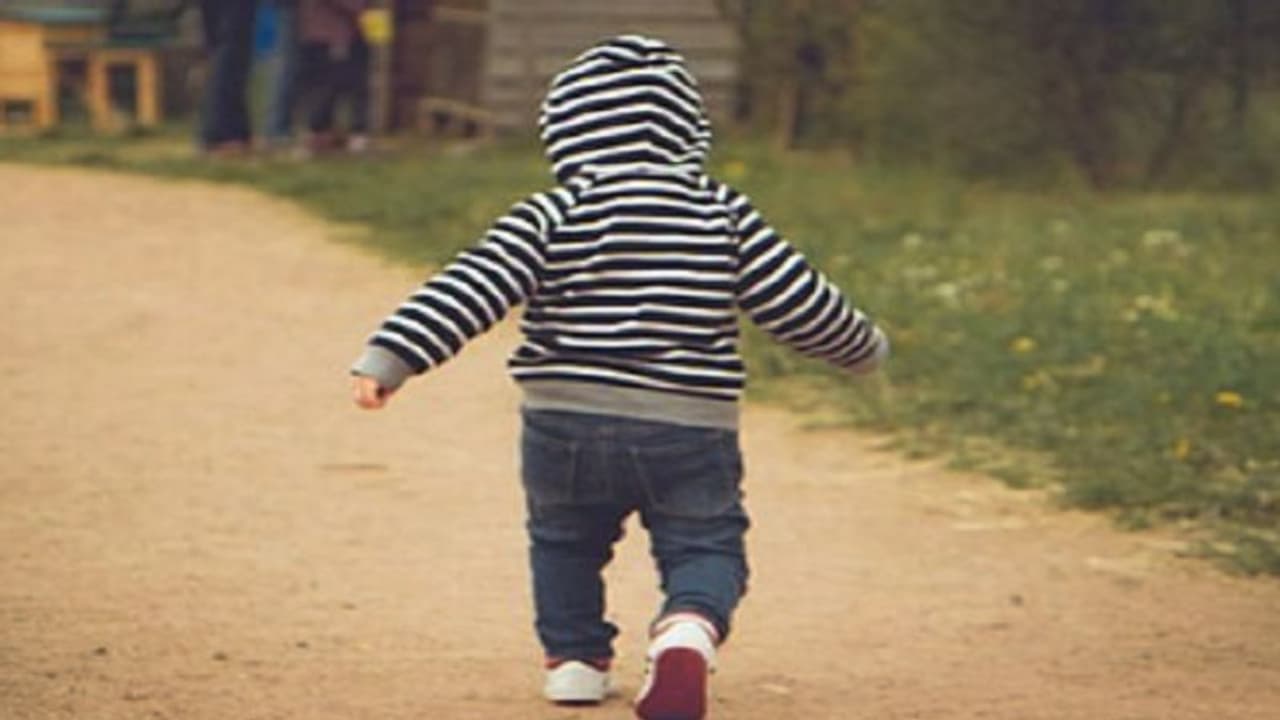 ವಾರದಿಂದ ಪೋಷಕರ ಕಾಣದೆ ಪರಿತಪಿಸುತ್ತಿದ್ದಾಳೆ ಐರಾ