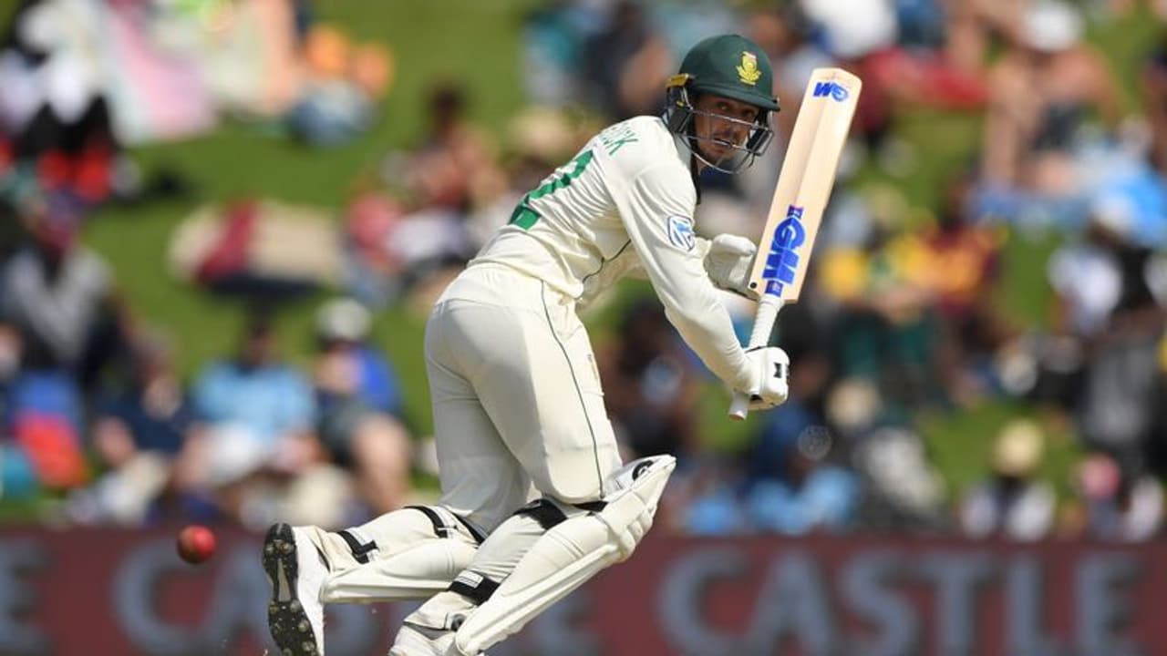 ഇംഗ്ലണ്ടിനെതിരെ ദക്ഷിണാഫ്രിക്കയ്ക്ക് ബാറ്റിംഗ് തകര്ച്ച ഇംഗ്ലണ്ടിനെതിരെ ദക്ഷിണാഫ്രിക്കയ്ക്ക് ബാറ്റിംഗ് തകര്ച്ച