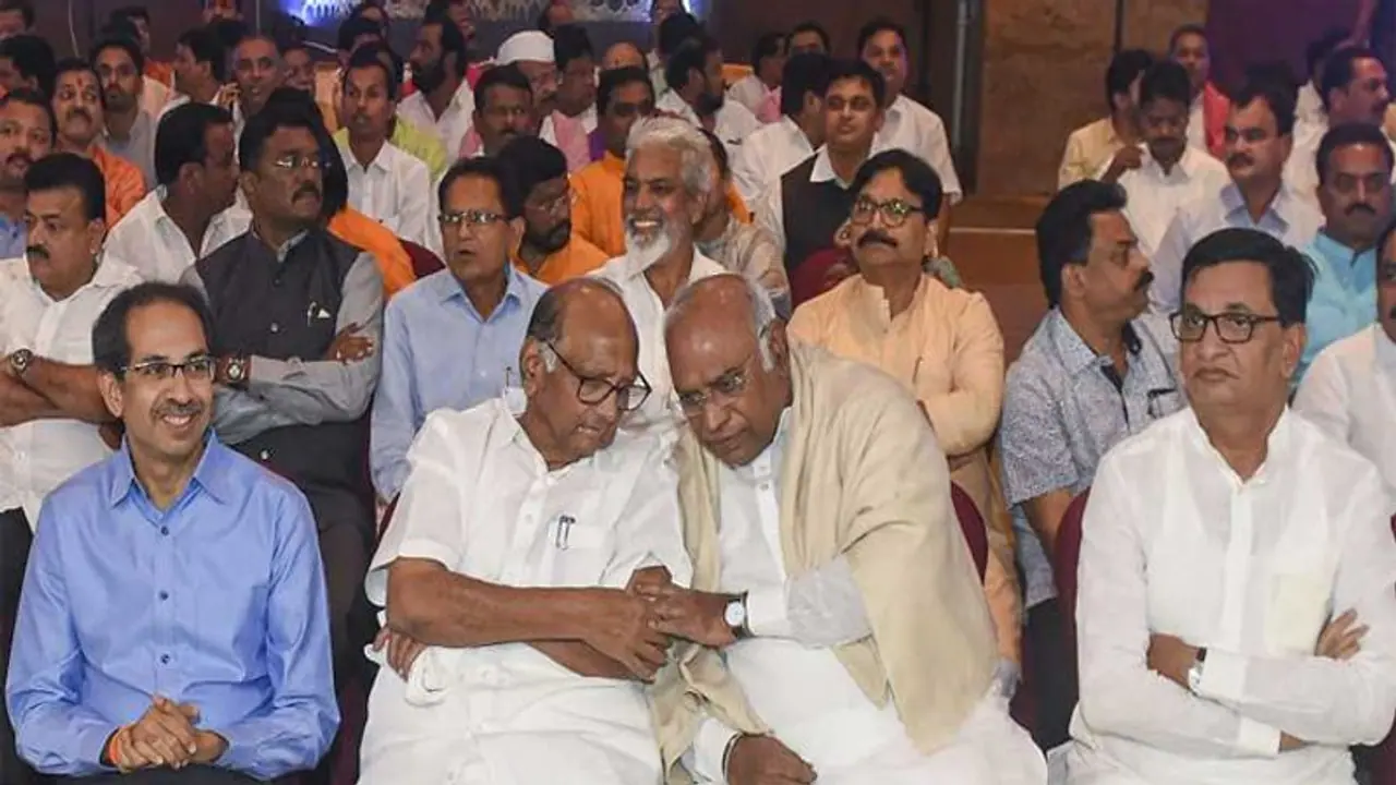 ठाकरे कैबिनेट विस्तार के बाद कांग्रेस में बगावत, कई विधायकों ने खटखटाया आलाकमान का दरवाजा