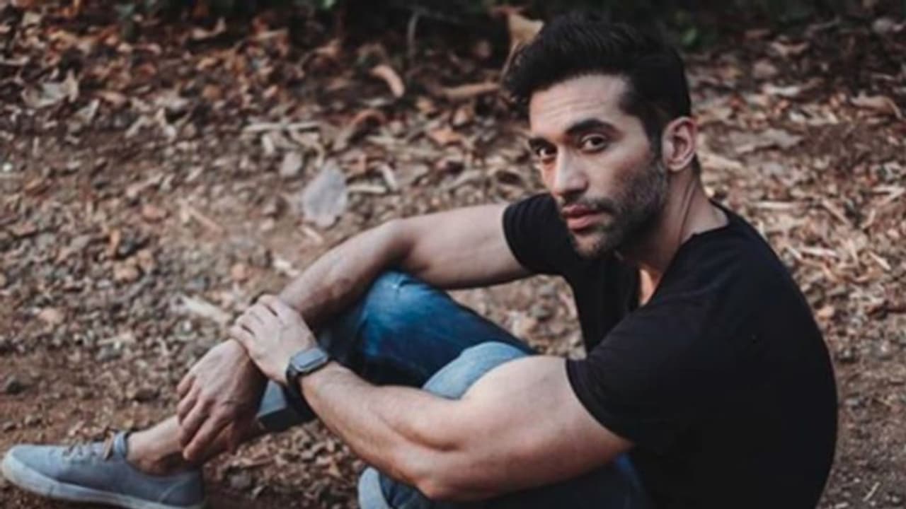 37 வயது நடிகர் திடீர் தற்கொலை! திரையுலகினர் அதிர்ச்சி! 37 வயது நடிகர் திடீர் தற்கொலை! திரையுலகினர் அதிர்ச்சி!