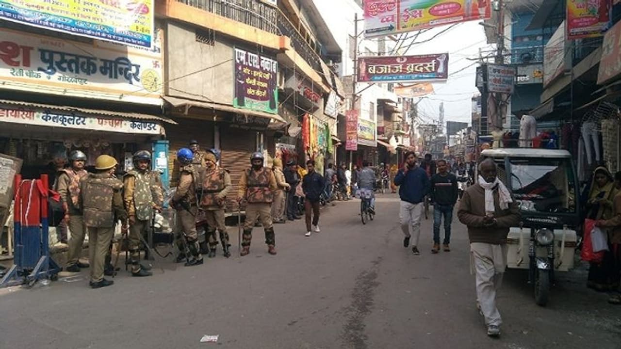 सिमी के बाद यूपी में पीएफआई पर लग सकता है प्रतिबंध, लखनऊ से संगठन के 3 लोग पहले हो चुके हैं अरेस्ट सिमी के बाद यूपी में पीएफआई पर लग सकता है प्रतिबंध, लखनऊ से संगठन के 3 लोग पहले हो चुके हैं अरेस्ट