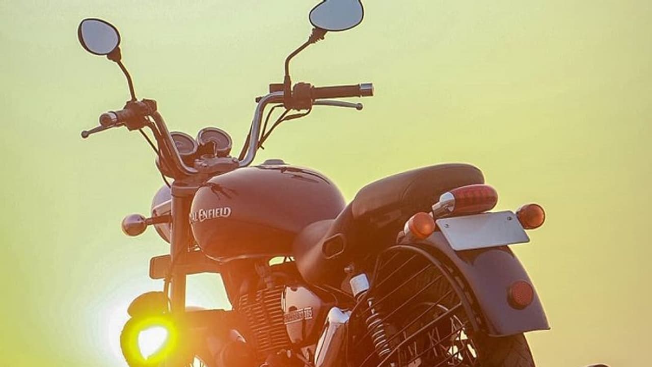 ಮಹಿಳೆಯರಿಗಾಗಿ ಬರುತ್ತಿದೆ ಕಡಿಮೆ ತೂಕದ ರಾಯಲ್ ಎನ್ಫೀಲ್ಡ್ ಬೈಕ್! ಮಹಿಳೆಯರಿಗಾಗಿ ಬರುತ್ತಿದೆ ಕಡಿಮೆ ತೂಕದ ರಾಯಲ್ ಎನ್ಫೀಲ್ಡ್ ಬೈಕ್!