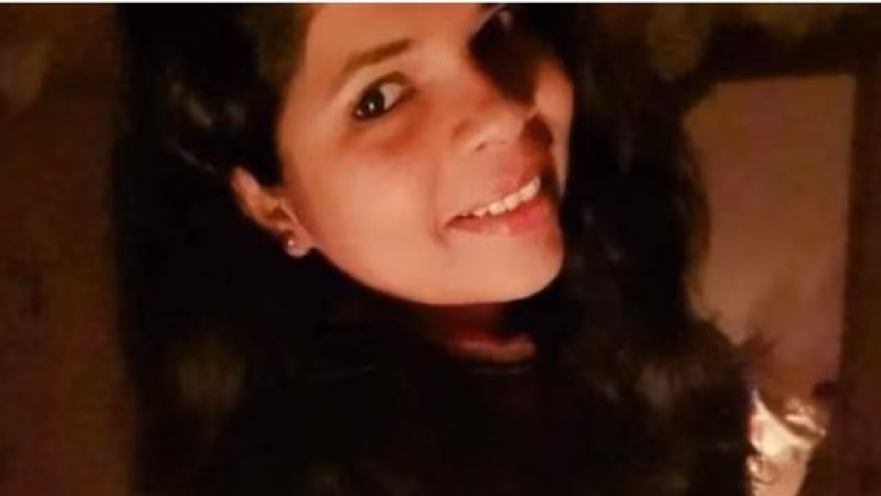 നാട്ടിലേക്ക് മടങ്ങാനിരിക്കെ ദുര്വിധിയായി അപകടം; സൗദിയിൽ മലയാളി നഴ്സ് മരിച്ചു നാട്ടിലേക്ക് മടങ്ങാനിരിക്കെ ദുര്വിധിയായി അപകടം; സൗദിയിൽ മലയാളി നഴ്സ് മരിച്ചു