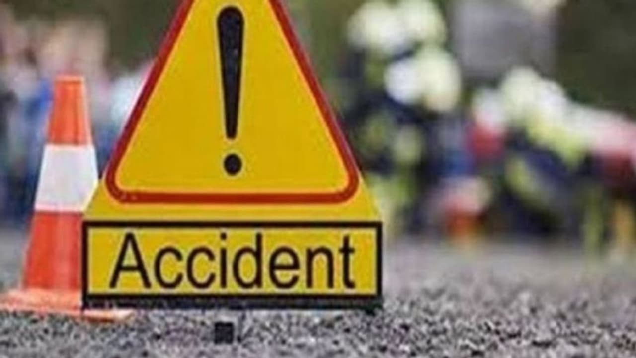 শহরে ফের জোড়া পথ দুর্ঘটনা, প্রাণ হারালেন দুজন শহরে ফের জোড়া পথ দুর্ঘটনা, প্রাণ হারালেন দুজন