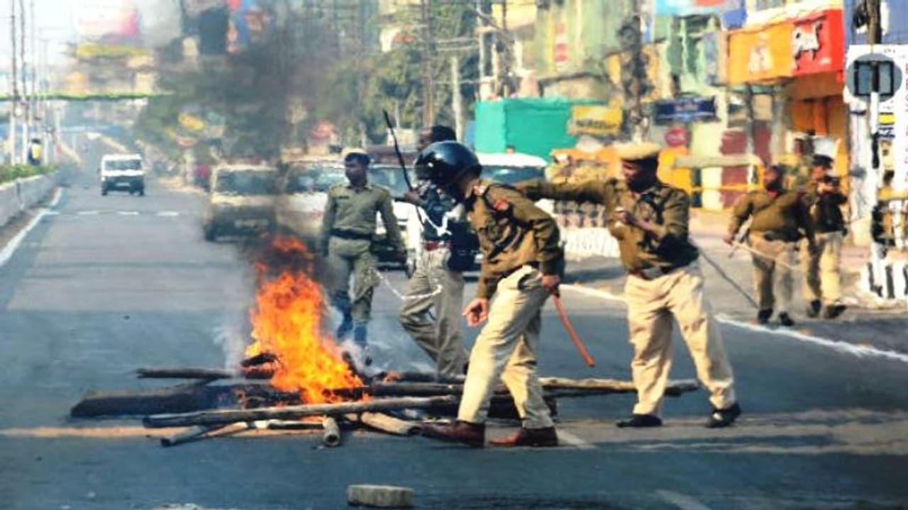 ఇంటర్నెట్‌ నిషేధంతో రోజుకు రూ.57.5 కోట్ల నష్టం