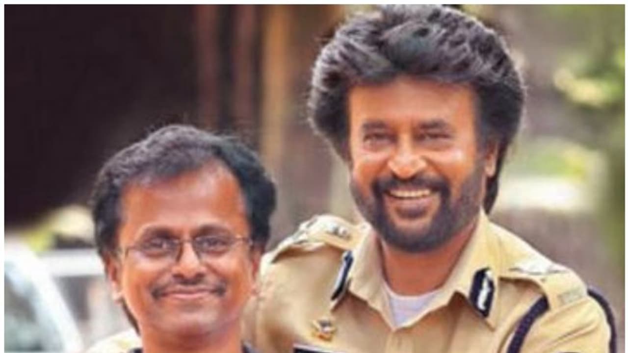 രജനികാന്തിനെ അങ്ങനെ പ്രസരിപ്പോടെ കാണിക്കുന്നത് അത്ര ബുദ്ധിമുട്ടുള്ള കാര്യമല്ല: എ ആര് മുരുഗദോസ് രജനികാന്തിനെ അങ്ങനെ പ്രസരിപ്പോടെ കാണിക്കുന്നത് അത്ര ബുദ്ധിമുട്ടുള്ള കാര്യമല്ല: എ ആര് മുരുഗദോസ്