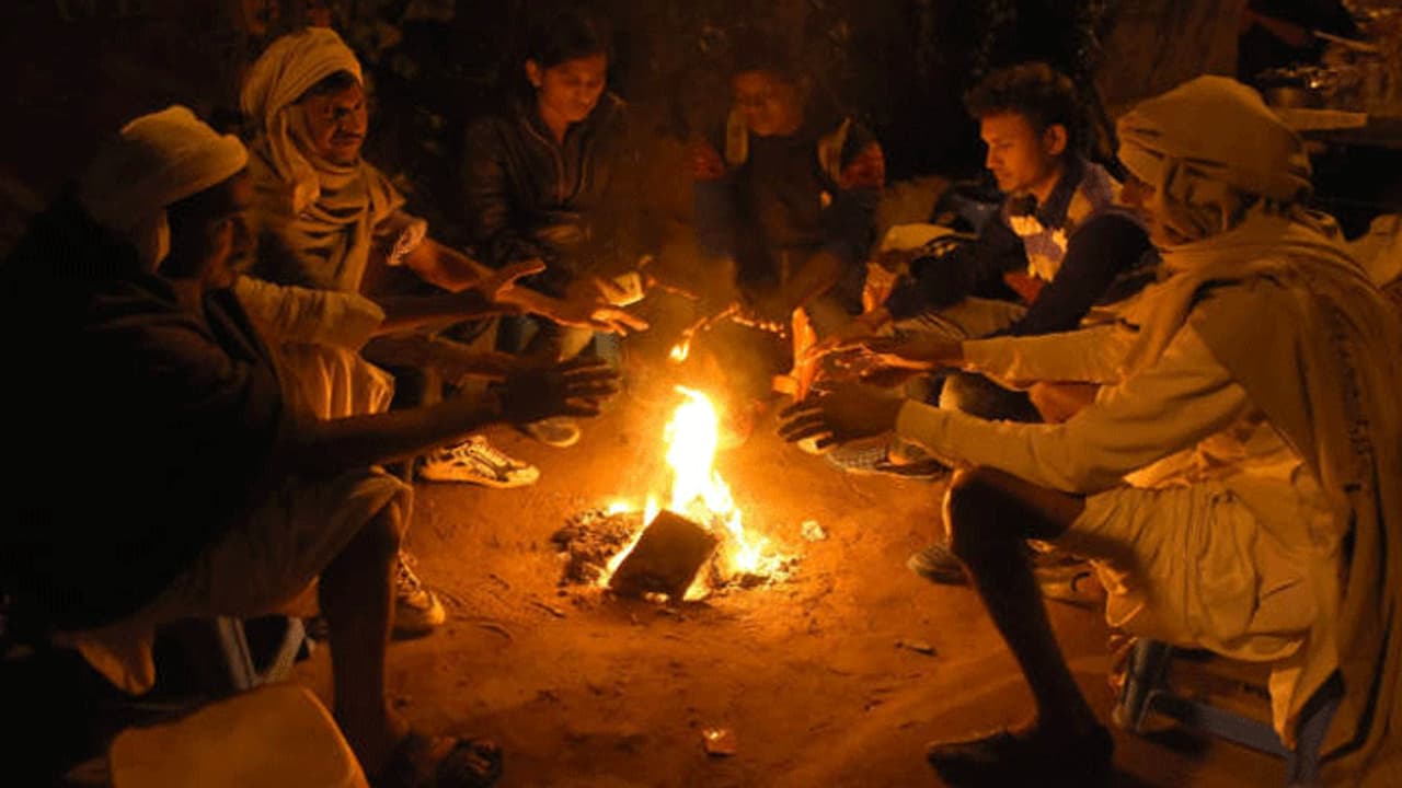 পিঠে পুলির রাতেই জমিয়ে শীত, ৪ দিনের সফর শেষেই ফের চড়বে পারদ