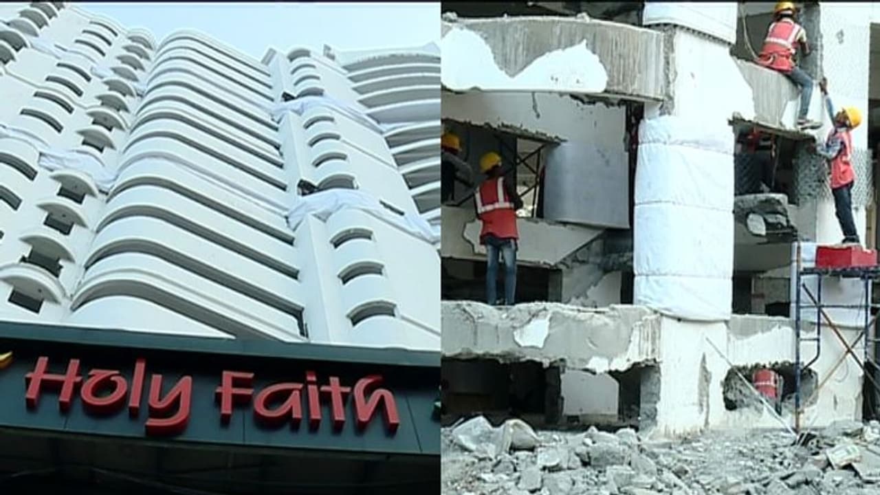 ഹോളിഫെയ്ത്ത് അപാർട്ട്മെൻ്റ് പൊളിക്കുക നാല് ഘട്ടമായി; സെക്കൻഡുകൾക്കുള്ളിൽ ഫ്ലാറ്റ് നിലംപൊത്തും ഹോളിഫെയ്ത്ത് അപാർട്ട്മെൻ്റ് പൊളിക്കുക നാല് ഘട്ടമായി; സെക്കൻഡുകൾക്കുള്ളിൽ ഫ്ലാറ്റ് നിലംപൊത്തും