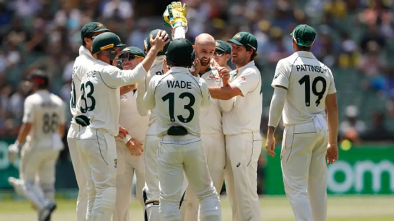 படுமோசமான பேட்டிங்கால் தோல்வியின் விளிம்பில் வில்லியம்சன்&கோ.. பாக்ஸிங் டே டெஸ்ட்டில் சண்டையே போடாமல் சரணடைந்த நியூசிலாந்து