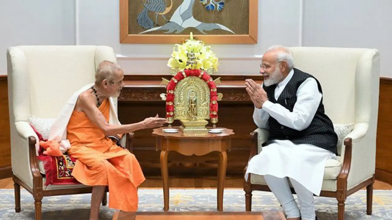 ಪೇಜಾವರ ಶ್ರೀಗಳು ದೈವಾಧೀನ : ಪ್ರಧಾನಿ ಮೋದಿ, ಅಮಿತ್ ಶಾ ಸಂತಾಪ