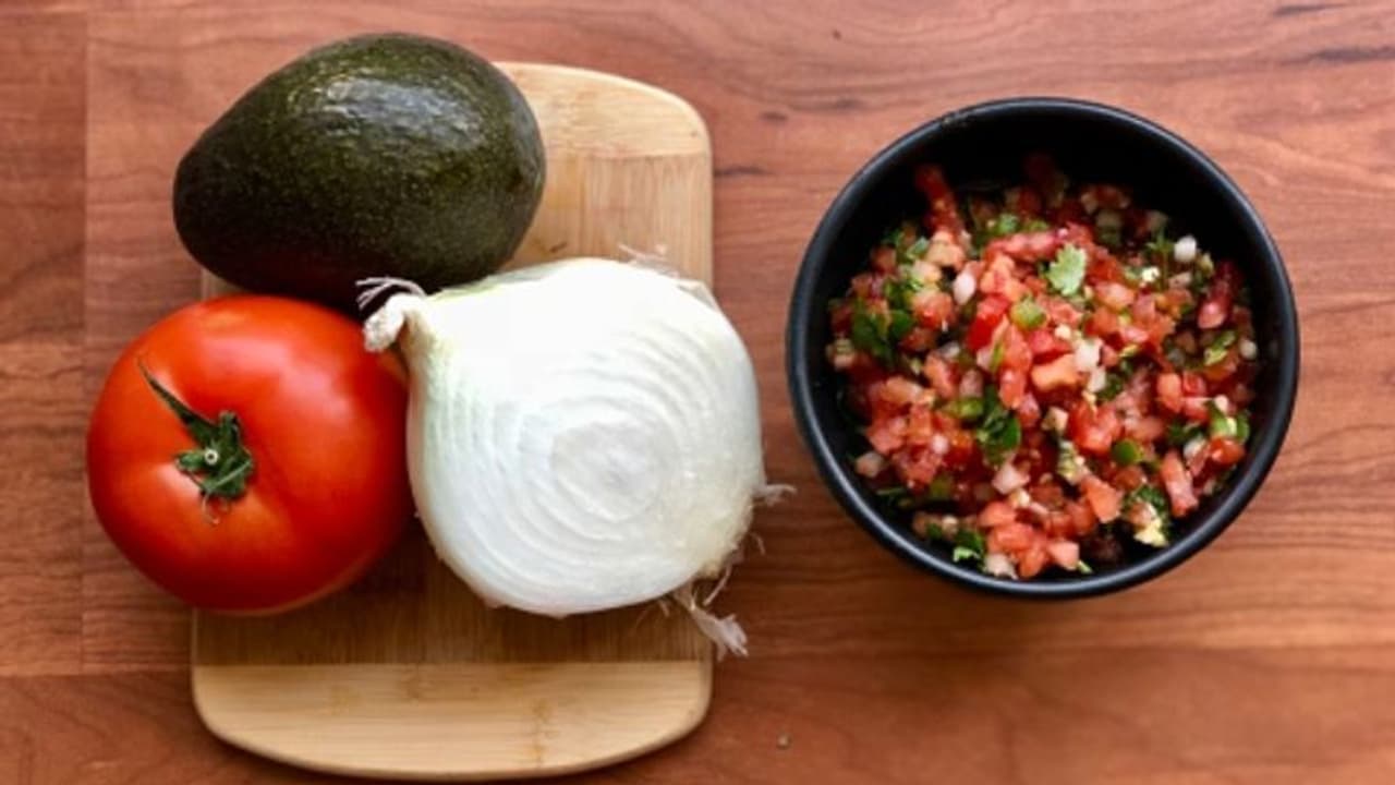 ঠান্ডায় শরীর সুস্থ রাখতে, পাতে রাখুন এই পাঁচ উপাদান