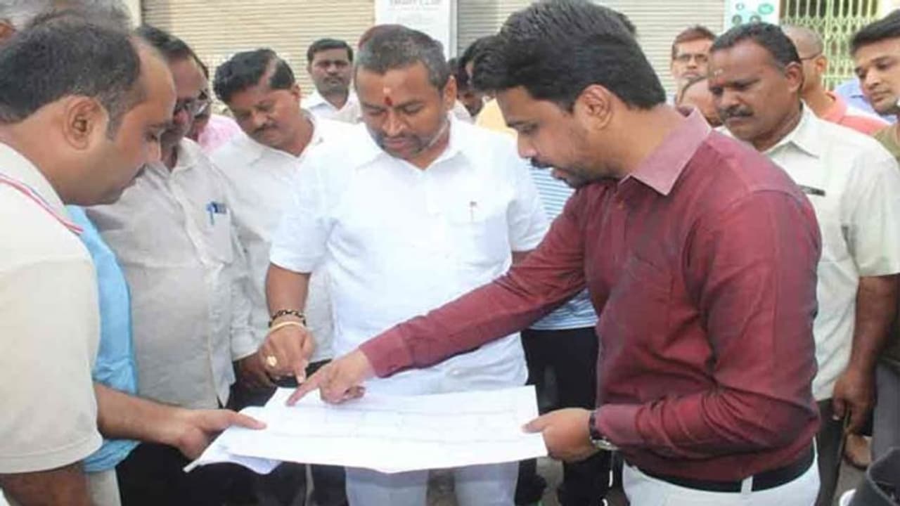 అమరావతి తాత్కాలిక రాజధాని చేసిన ఘనత చంద్రబాబుదే: వెలంపల్లి అమరావతి తాత్కాలిక రాజధాని చేసిన ఘనత చంద్రబాబుదే: వెలంపల్లి