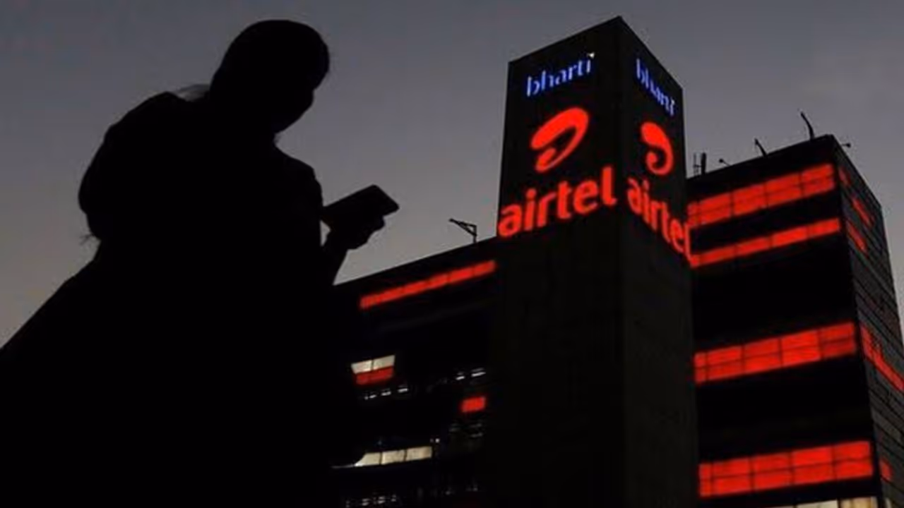 एयरटेल का बेस प्लान हुआ मंहगा, जानिए कितने का होगा नया रिचार्ज प्लान?