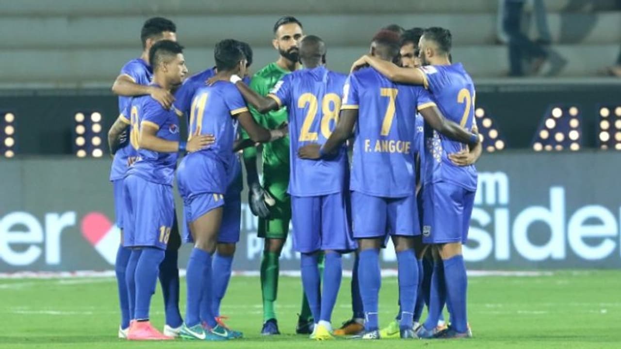 ISL: Modou Sougou shines as 10 man Mumbai City FC down Hyderabad ISL: Modou Sougou shines as 10 man Mumbai City FC down Hyderabad