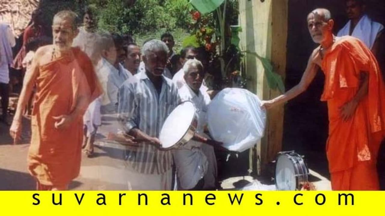 ದಲಿತರನ್ನು ಹೊರಗಿಡುವುದು ಧರ್ಮಕ್ಕೆ ಅವಮಾನ ಮಾಡಿದಂತೆ: ಪೇಜಾವರ ಶ್ರೀ