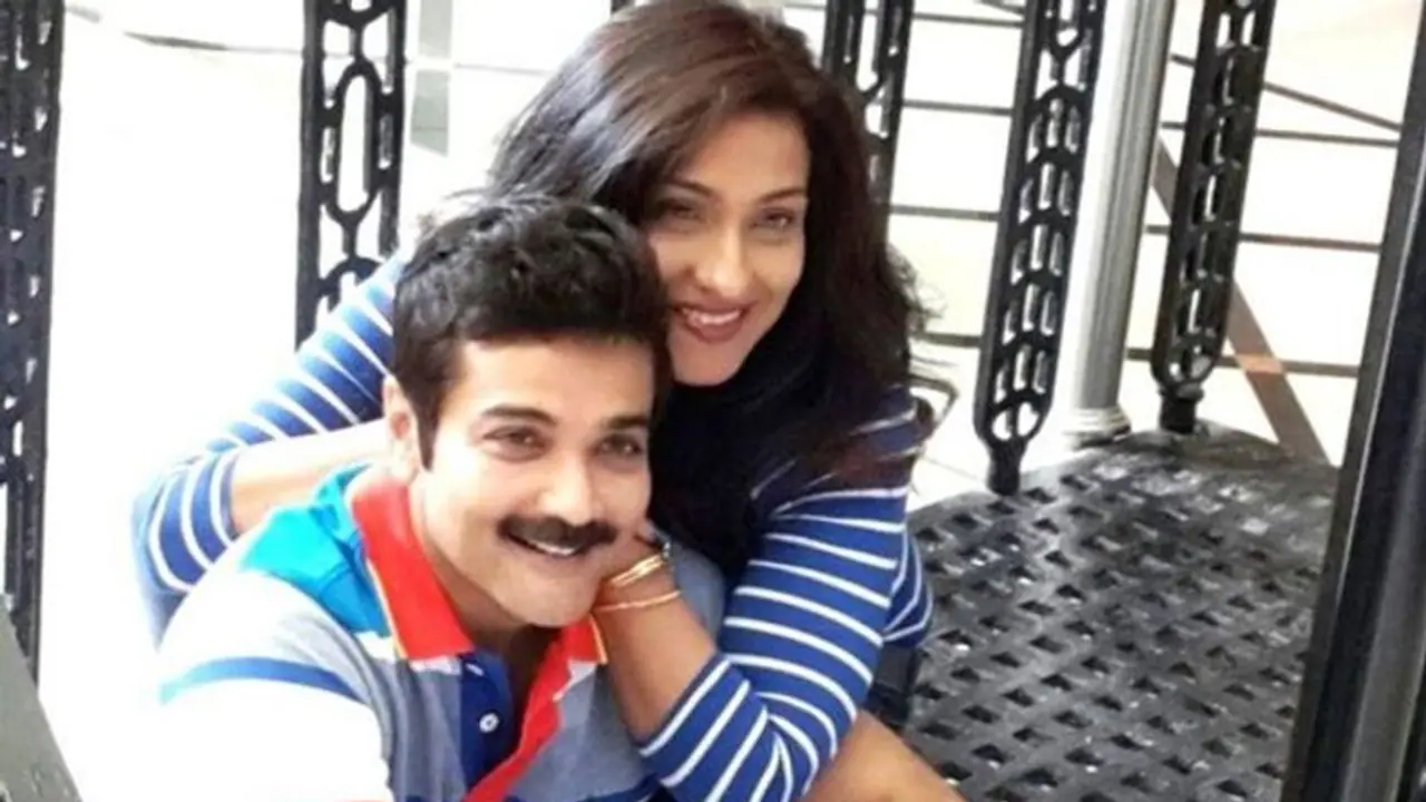 এ কী কান্ড! একমিনিটে ভেস্তে গেল প্রসেনজিৎ ঋতুপর্ণার বিয়ের, তবে বিয়েটা কার,শোরগোল নেটপাড়ায়