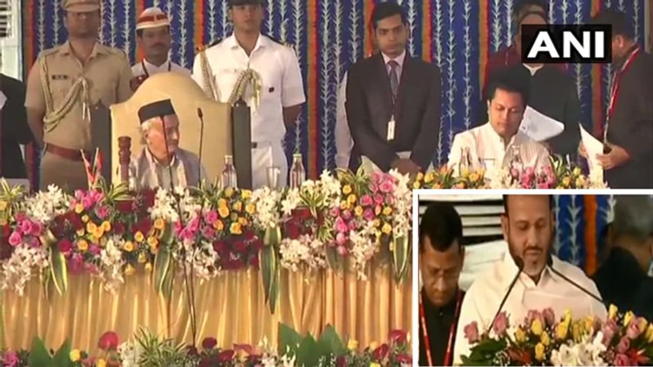 शपथ ग्रहण के दौरान भड़के राज्यपाल कोश्यारी, कांग्रेस विधायक को दी यह नसीहत, दोबारा दिलाई शपथ