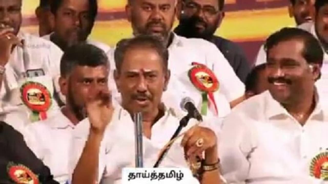 நெற்றியில் பட்டை போட்டுக் கொண்டு … பிரிவினைவாத பேச்சு பேசிய நெல்லை கண்ணன்..!