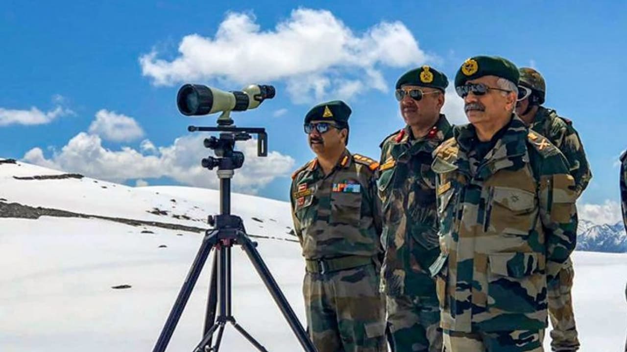 ಪಾಕ್ ಆಕ್ರಮಿತ ಕಾಶ್ಮೀರ ಟಾರ್ಗೆಟ್ ಮಾಡಲು ಸಿದ್ಧ: ಸೇನಾ ಮುಖ್ಯಸ್ಥ!