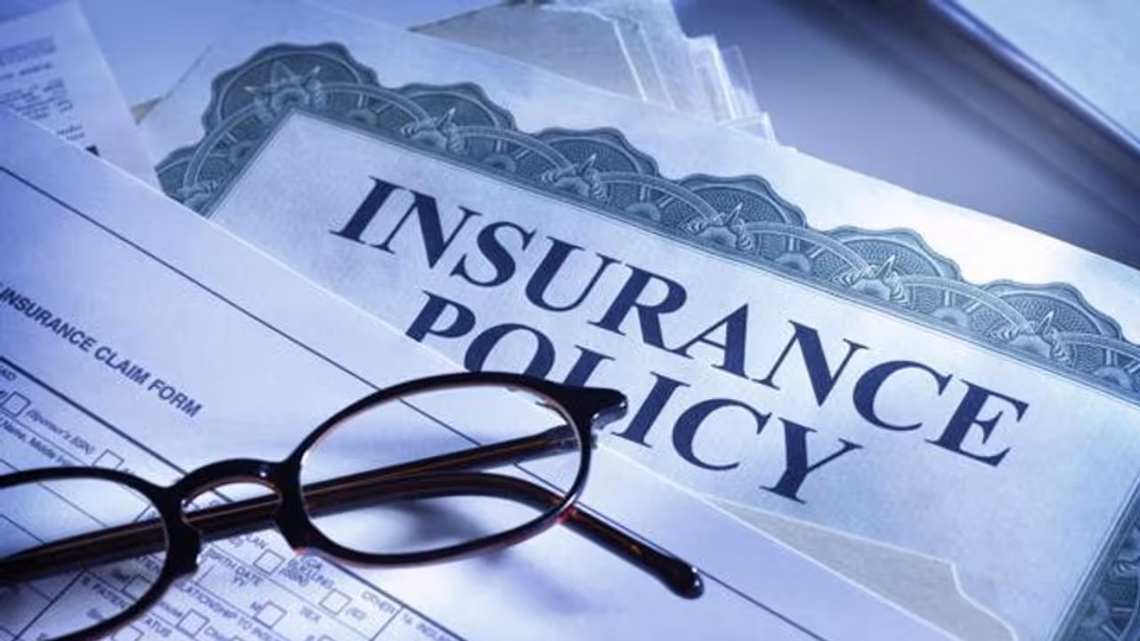 বিমায় পেতে চান করোনা ভাইরাস চিকিৎসার সুবিধা, জেনে নিন এই ৫ তথ্য বিমায় পেতে চান করোনা ভাইরাস চিকিৎসার সুবিধা, জেনে নিন এই ৫ তথ্য