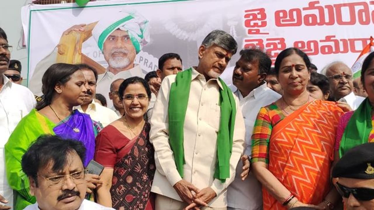 రాజధాని రైతులపై వ్యాఖ్యలు: చంద్రబాబు ఫ్రస్ట్రేషన్ రాజధాని రైతులపై వ్యాఖ్యలు: చంద్రబాబు ఫ్రస్ట్రేషన్