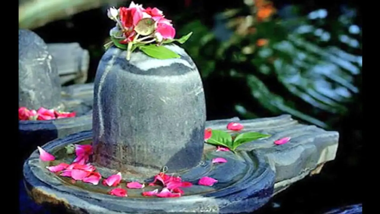 7 ಶತಮಾನ ಹಳೆಯ ದೇವಾಲಯ ಜೀರ್ಣೋದ್ಧಾರ ಕಾರ್ಯಕ್ಕೆ ಕೈ ಹಾಕಿದ ಜಮ್ಮುಕಾಶ್ಮೀರ ಸರ್ಕಾರ